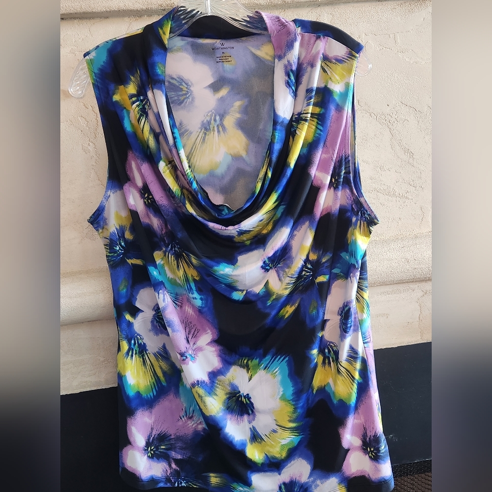 Floral Worthington top, Size XL